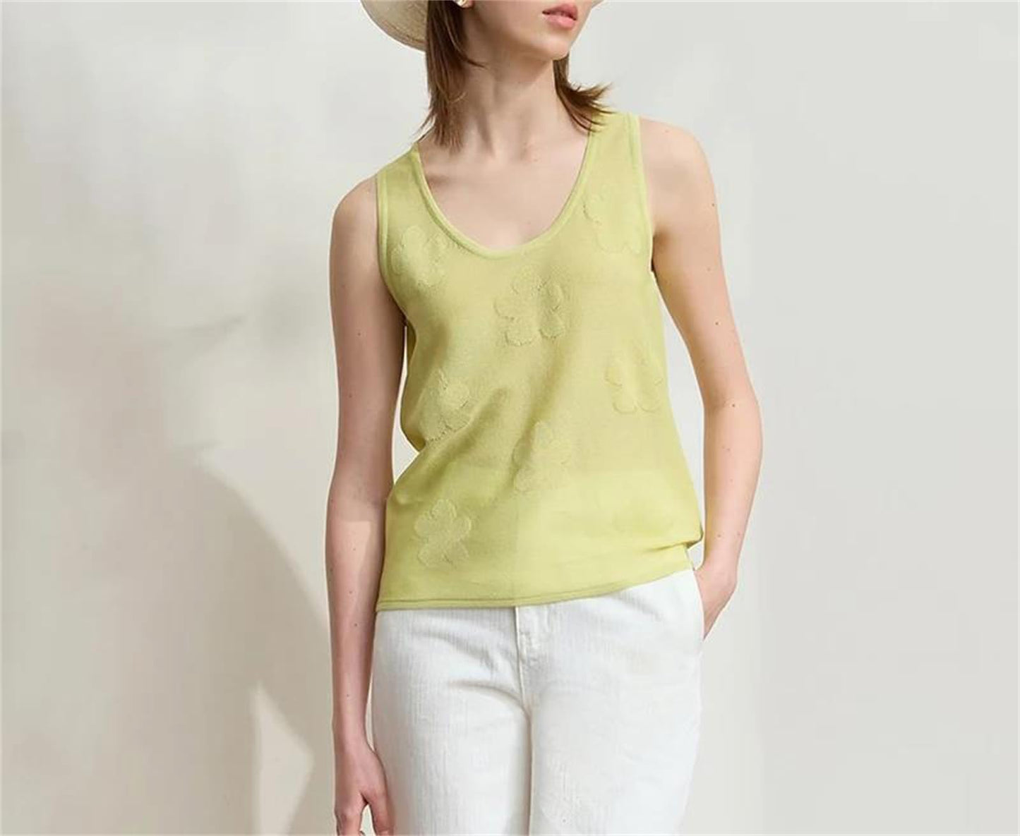 Women's U-Neck Knit Camisole Top