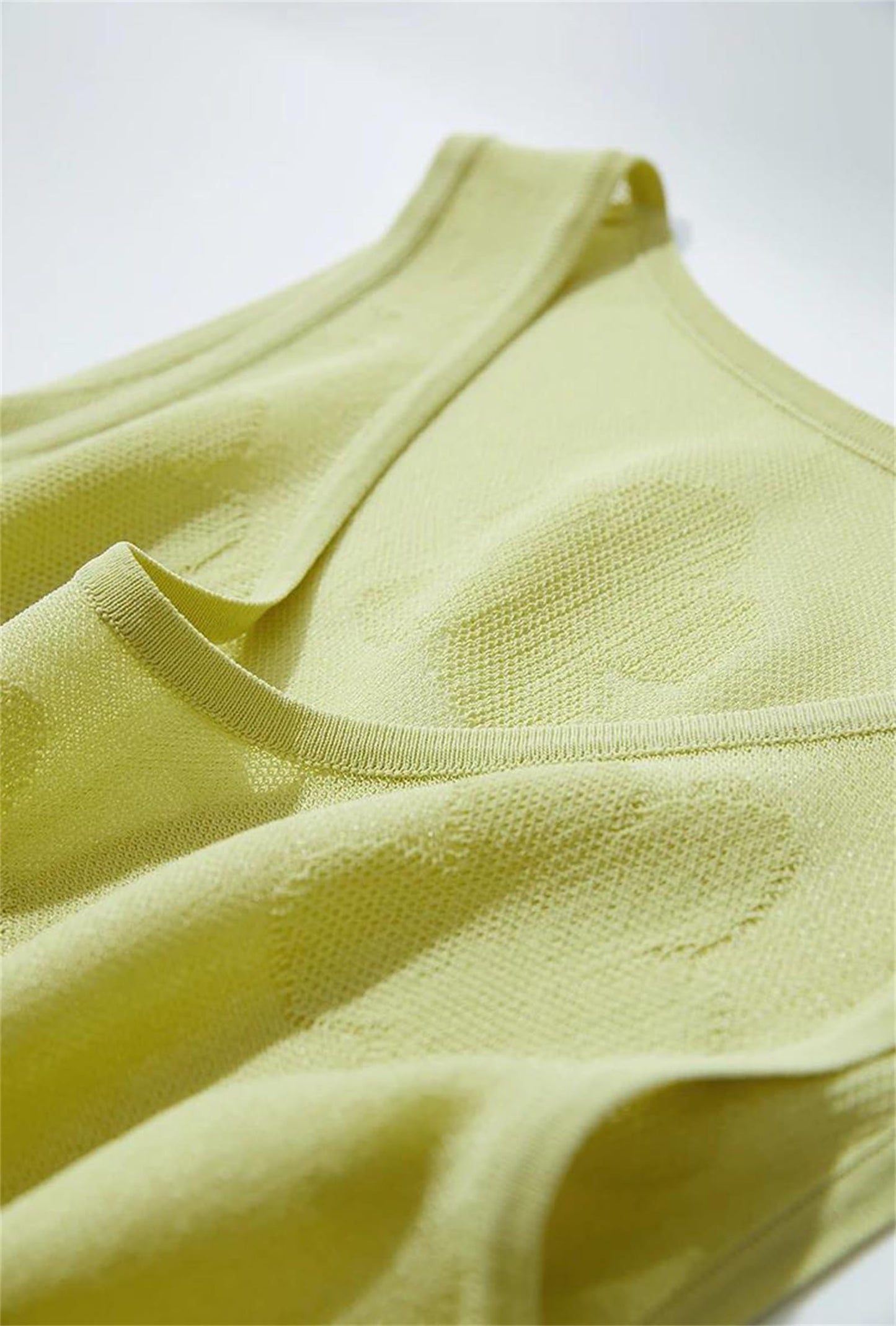 Women's U-Neck Knit Camisole Top